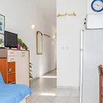 Apartment Xv Baska Voda